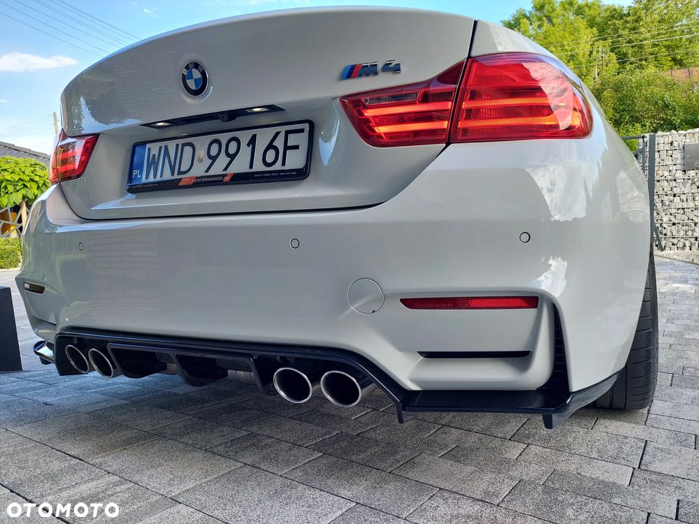 BMW M4 - 9