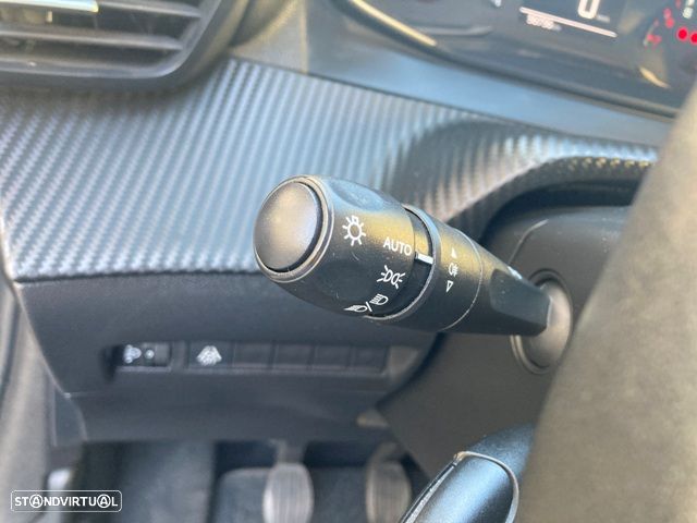 Peugeot 208 1.2 PureTech Allure Pack - 16