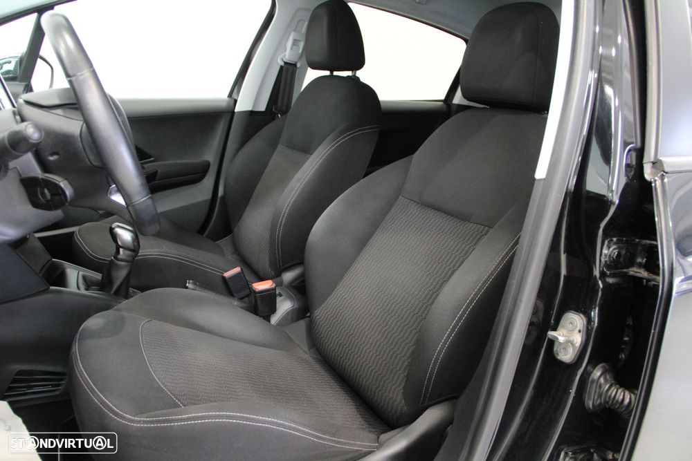 Peugeot 208 1.6 BlueHDi Style - 7