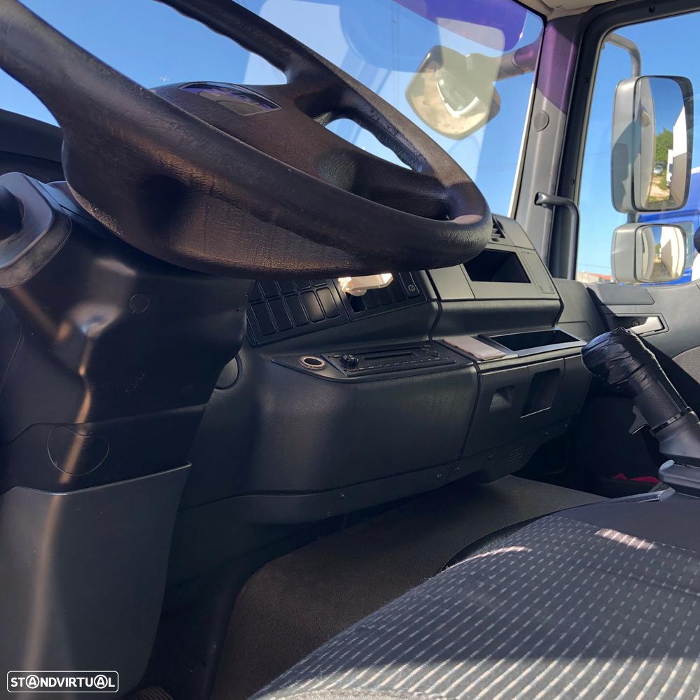 MAN TGL 12.250 MANUAL 8 VELOCIDADES - 2