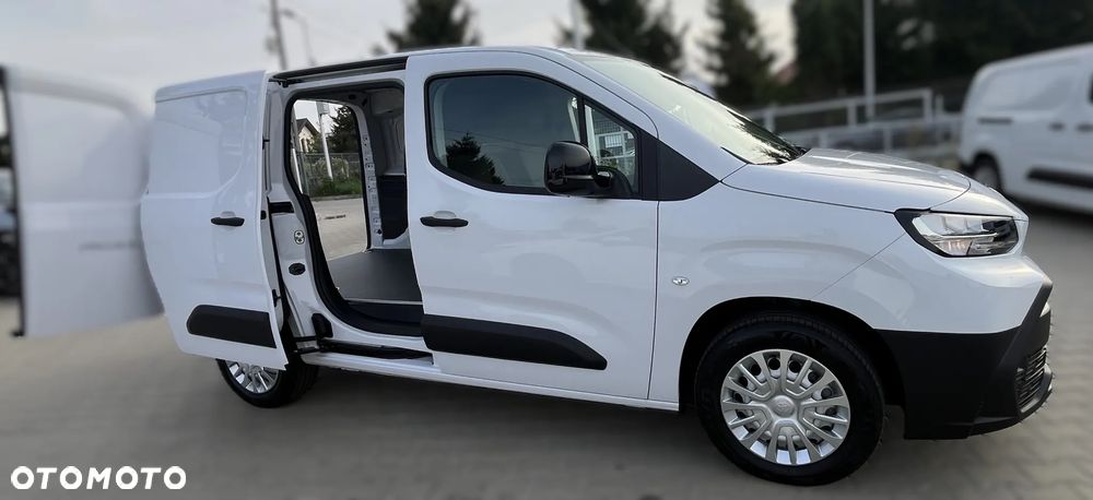 Toyota Proace City - 8