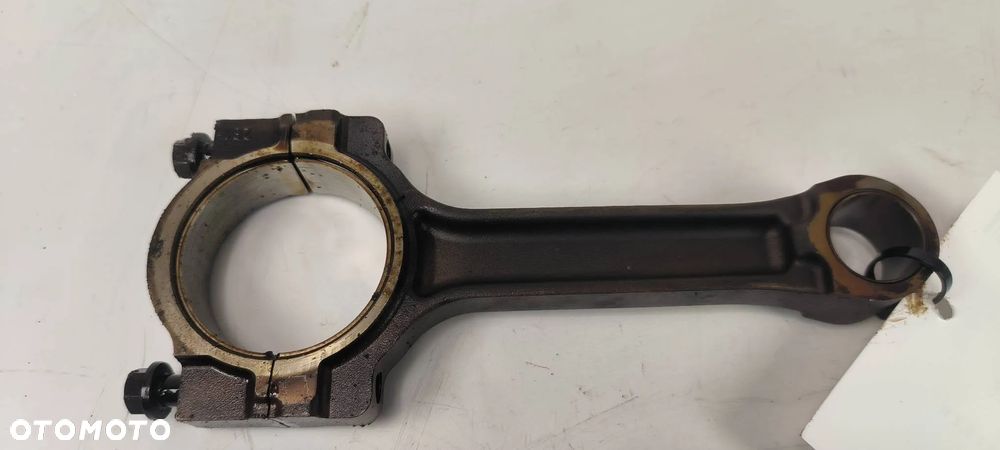 Korbowód 487 3847 GKN Cadillac Escalade 6.2  2007r. - 3