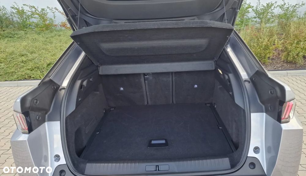 Peugeot 3008 1.2 PureTech mHEV Allure Pack S&S e-DCS6 - 17