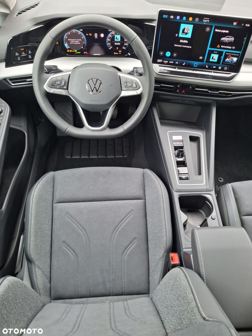 Volkswagen Golf - 11
