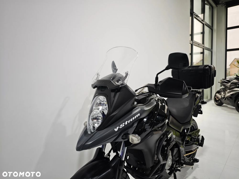 Suzuki V-STROM - 18
