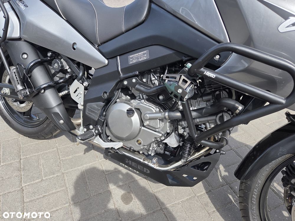 Suzuki V-STROM - 15