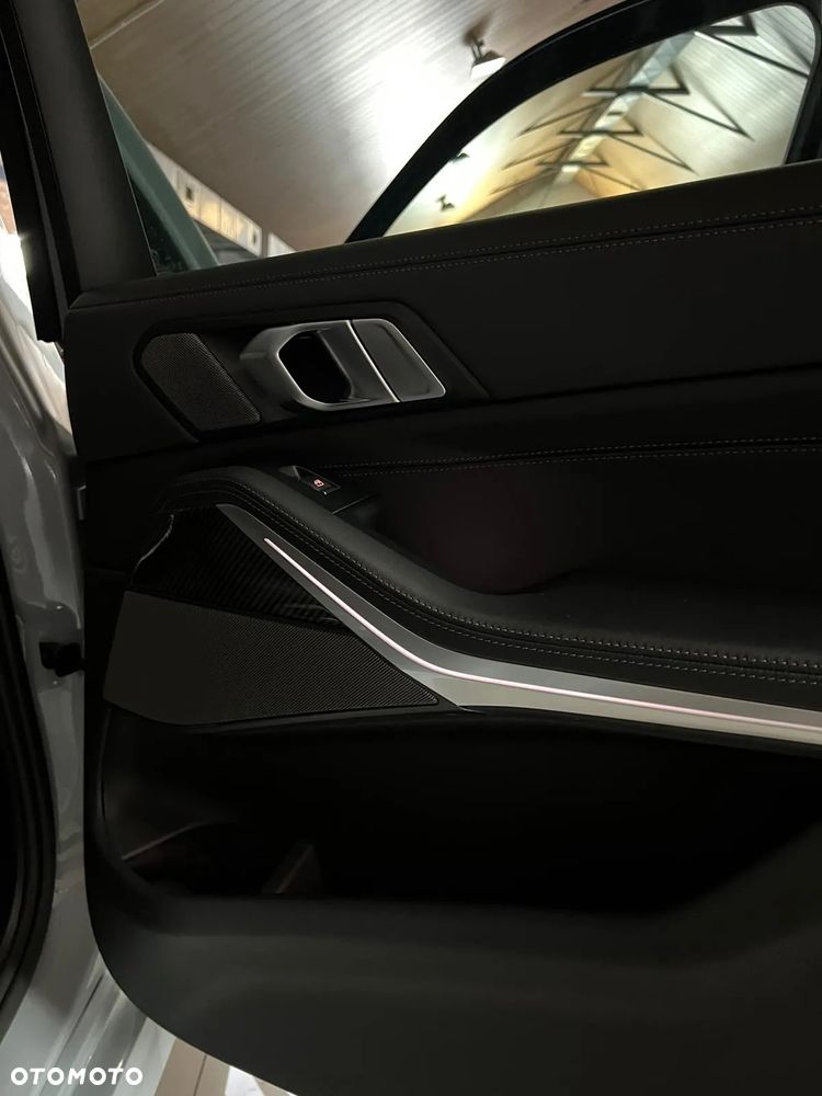 BMW X7 - 34