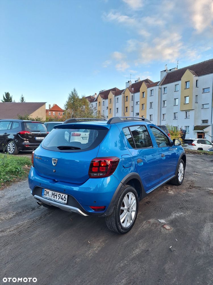 Dacia Sandero - 4