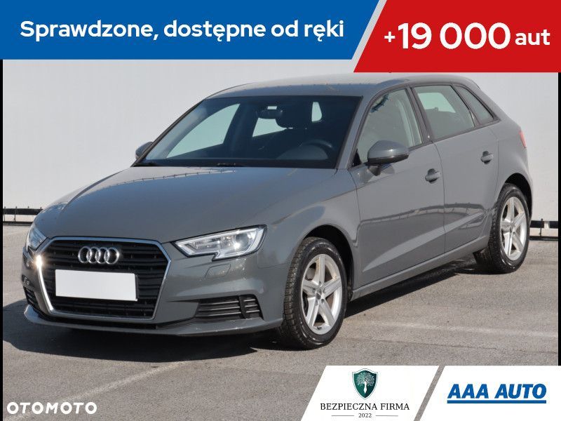 Audi A3 Sportback - 1