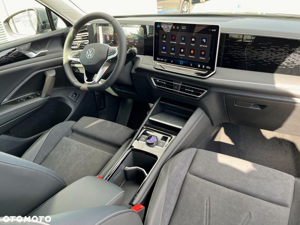 Volkswagen Tiguan - 8