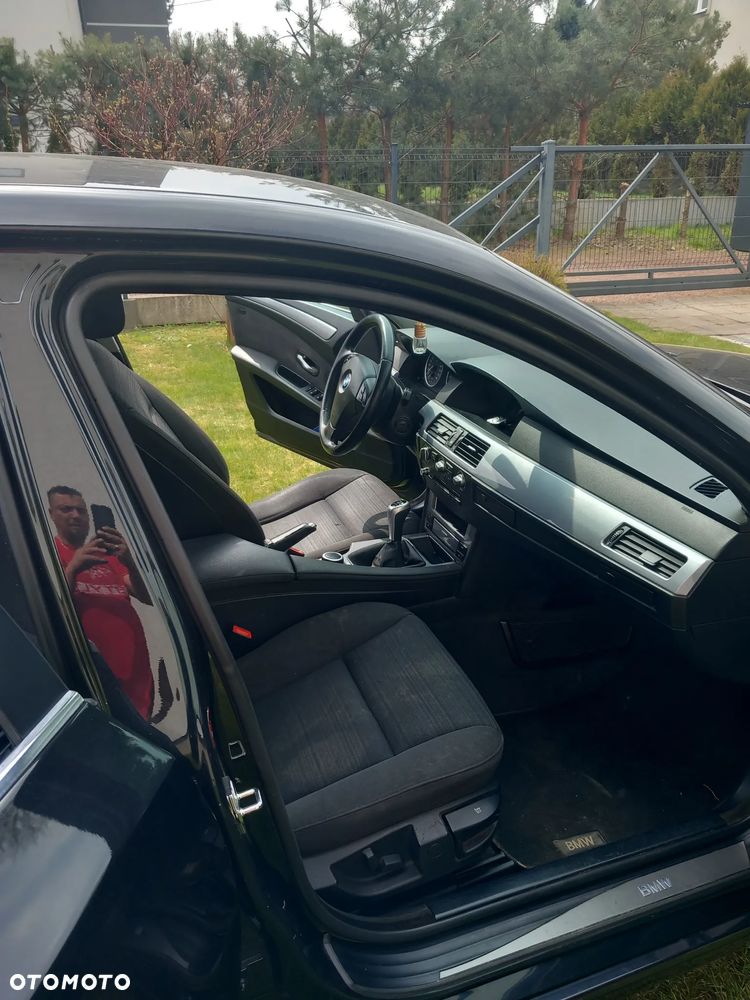 BMW Seria 5 523i Edition Exclusive - 12