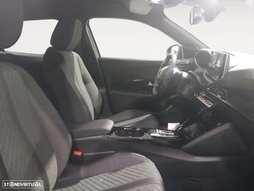 Peugeot e-2008 50 kWh Allure - 14