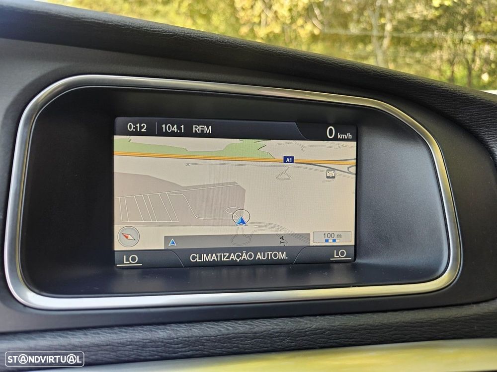 Volvo V40 1.6 D2 R-Design Momentum - 13