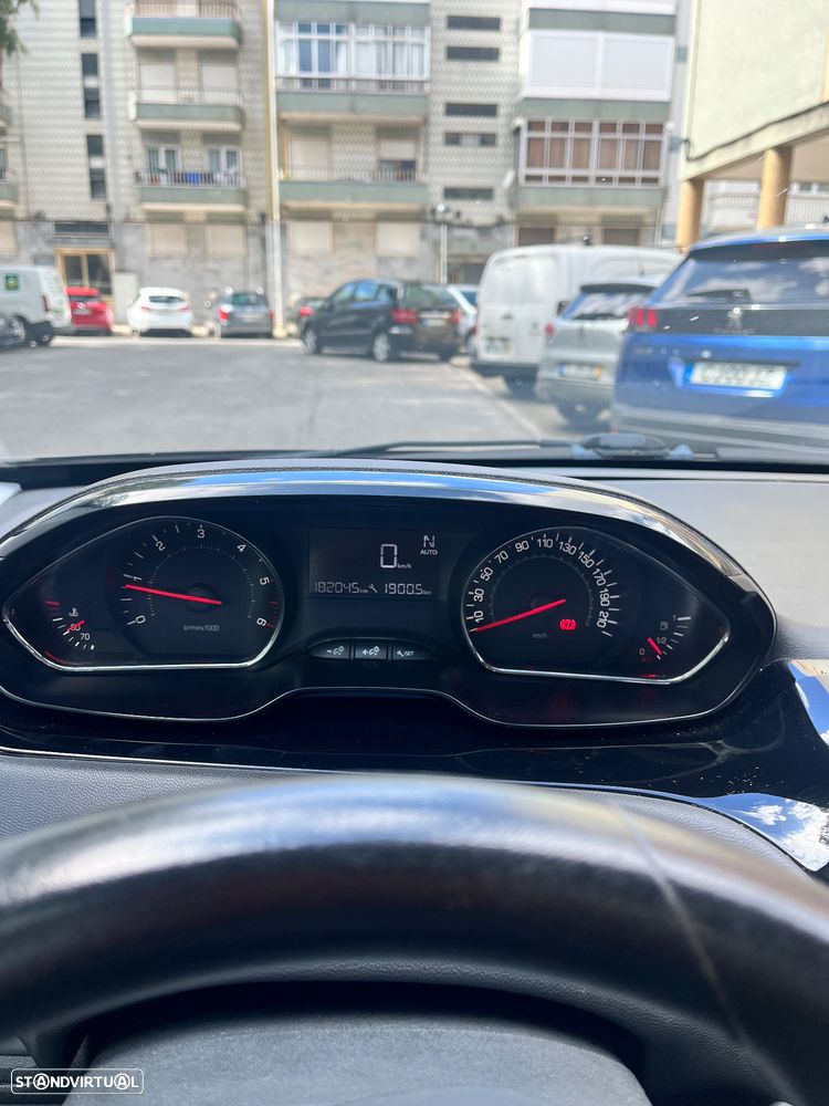 Peugeot 208 e-HDi 68 EGS5 Stop&Start Active - 6