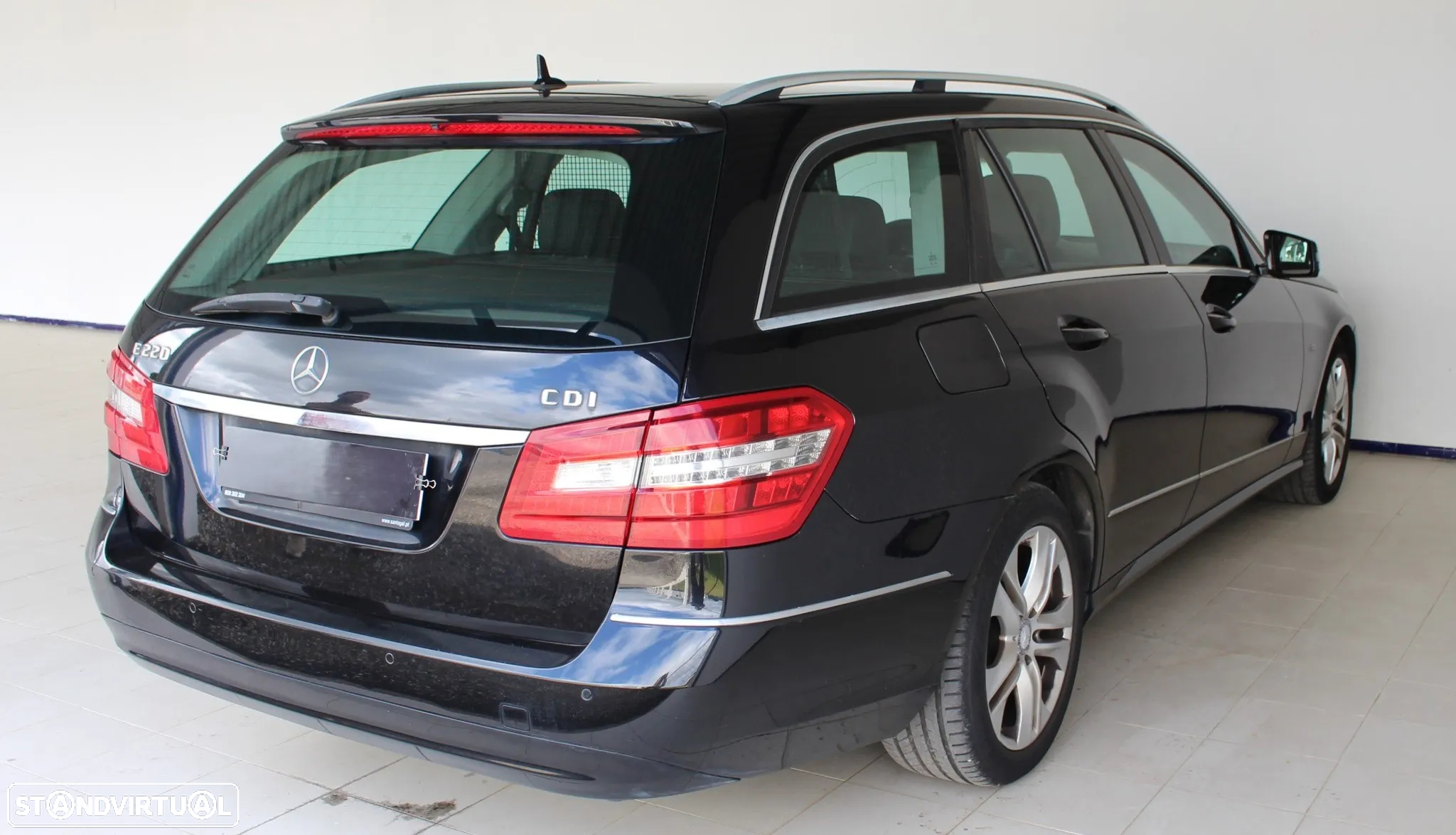 Mercedes-Benz E 220 CDi Avantgarde BlueEfficiency Auto - 7