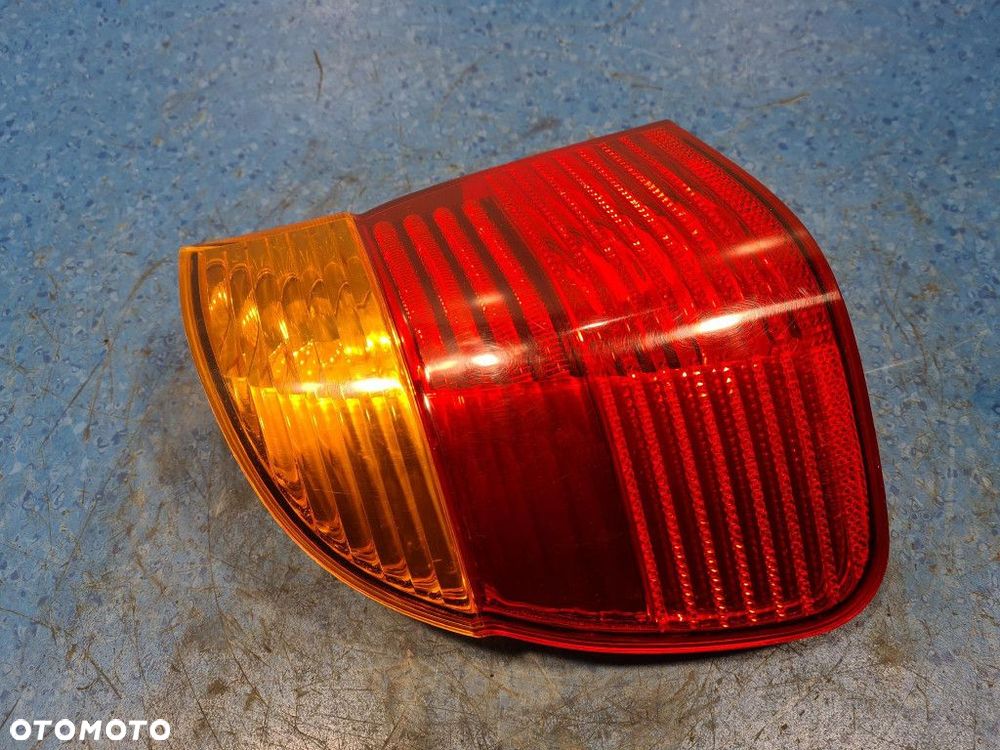 BMW 5 E39 LAMPA TYŁ LEWA ZEWNĘTRZNA - 3