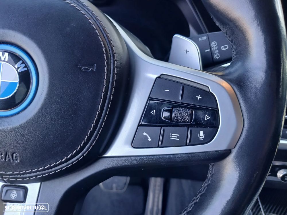 BMW X5 45 e xDrive Pack M - 11