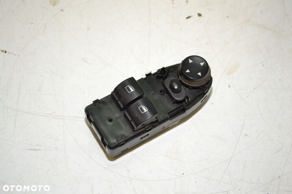 BMW E81 E82 PANEL PRZEŁĄCZNIK SZYB LUSTEREK PRAWY KIEROWCY UK RHD 9167157 - 2
