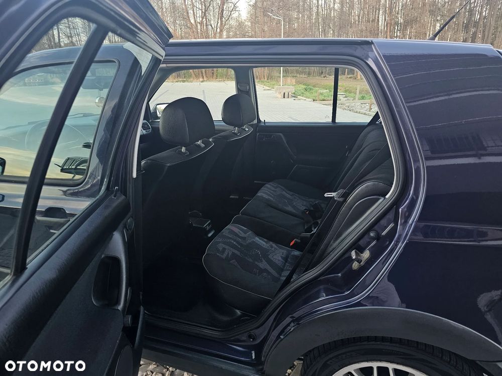 Volkswagen Golf - 12