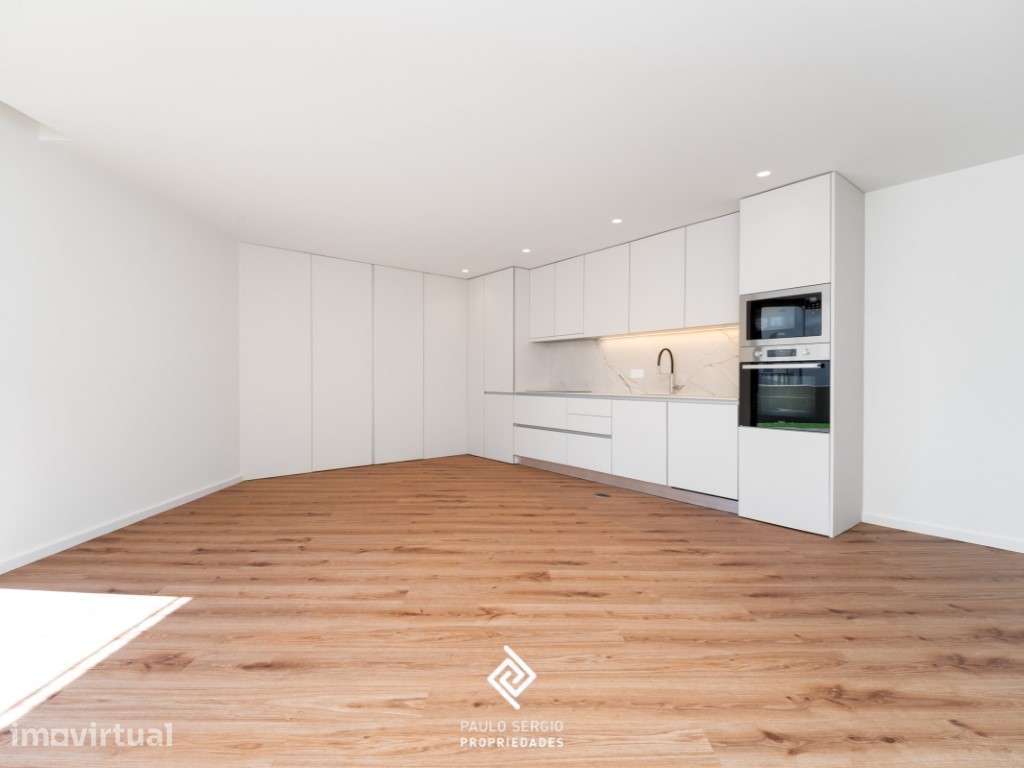 Apartamento T2 com terraço no Granja Living - Grande imagem: 2/13