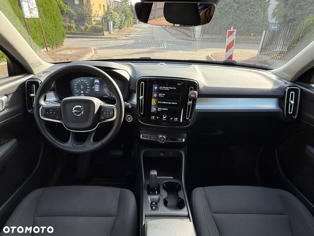 Volvo XC 40 T3 Momentum Pro - 7