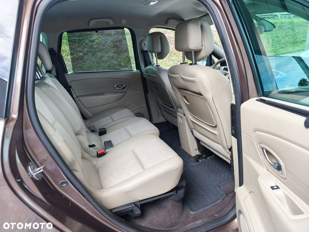 Renault Grand Scenic - 20