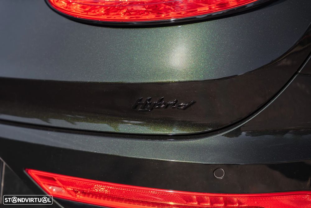Bentley Bentayga Hybrid Azure - 8