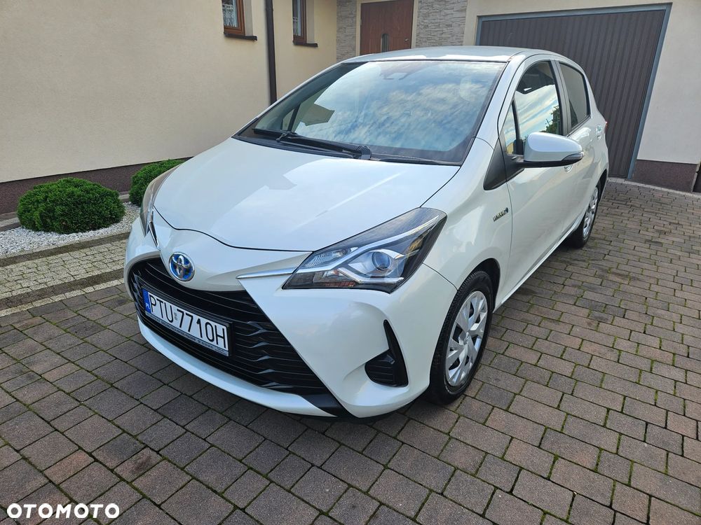 Toyota Yaris Hybrid 1.5 VVT-i Club - 1