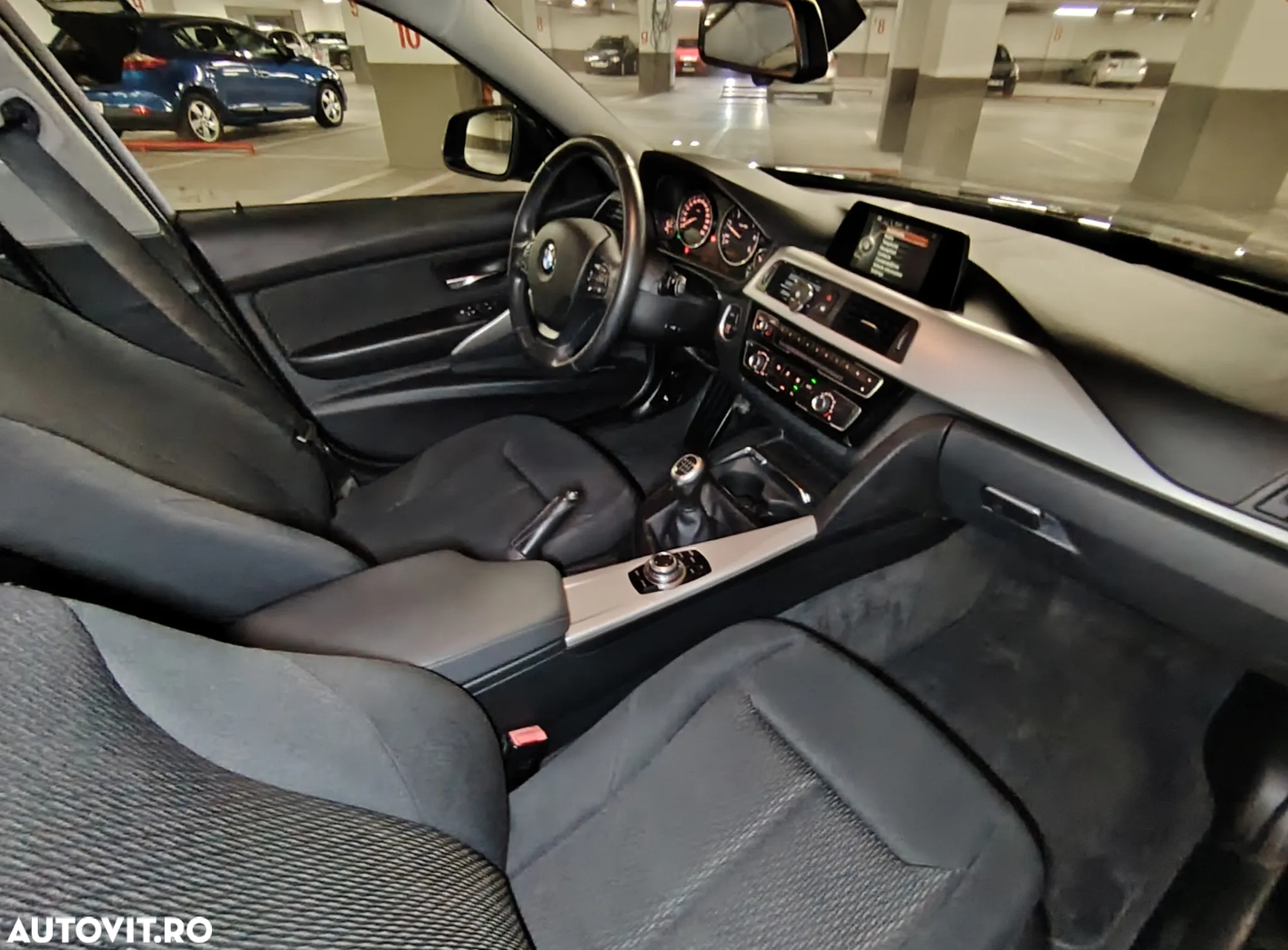 BMW Seria 3 316d Touring Advantage - 13
