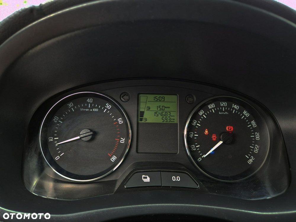 Skoda Fabia - 15