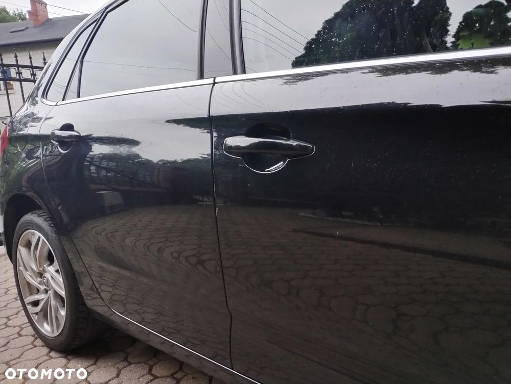 Citroën C4 e-HDi 110 EGS6 Stop/Start System Exclusive - 3