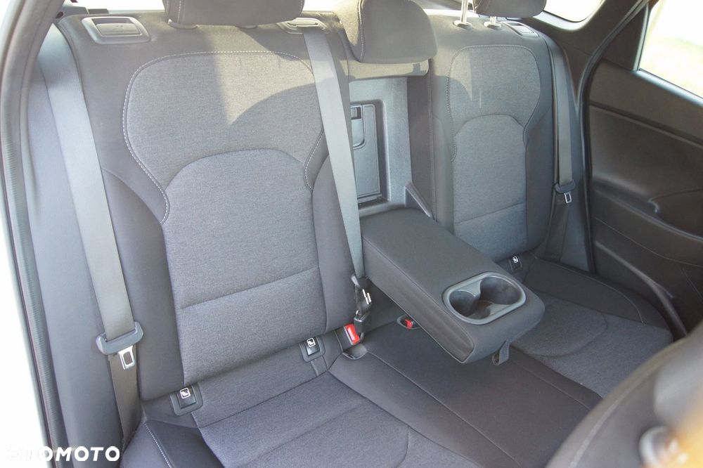 Hyundai i30 1.6 D Comfort - 9
