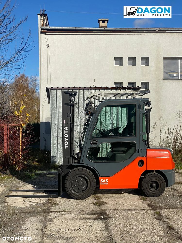 Toyota 06-8FDJ35F - 2