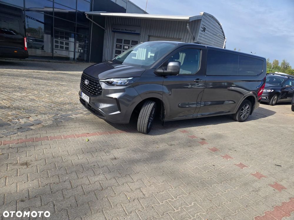 Ford Tourneo Custom 320 L2H1 VA Autm Titanium X - 6