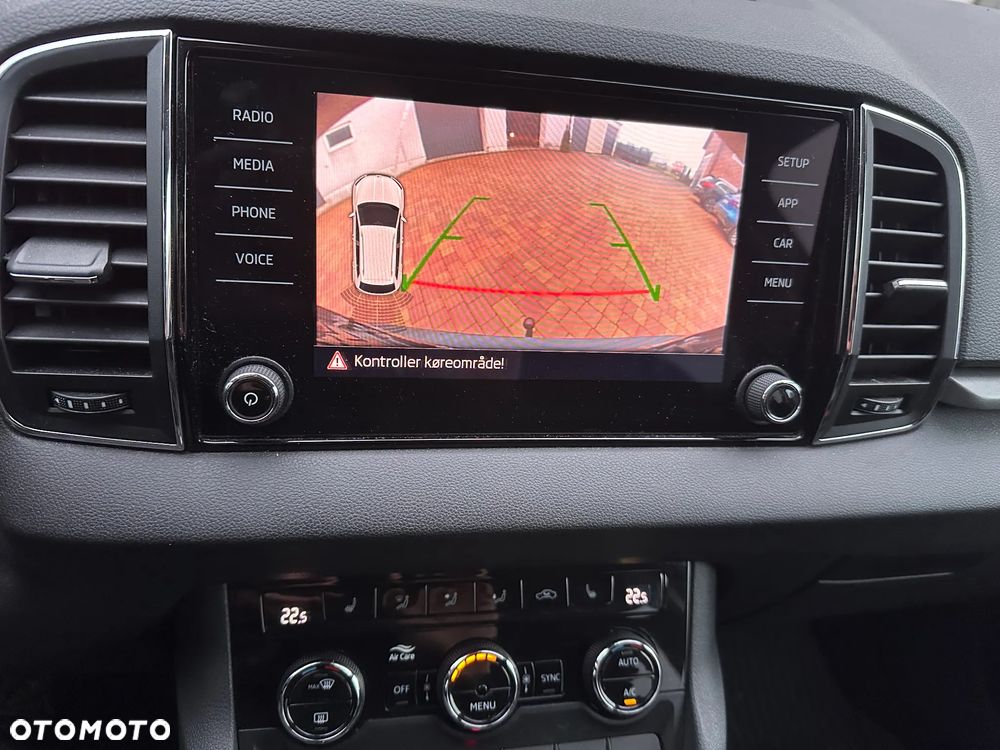 Skoda Karoq 1.6 TDI SCR DSG Style - 24