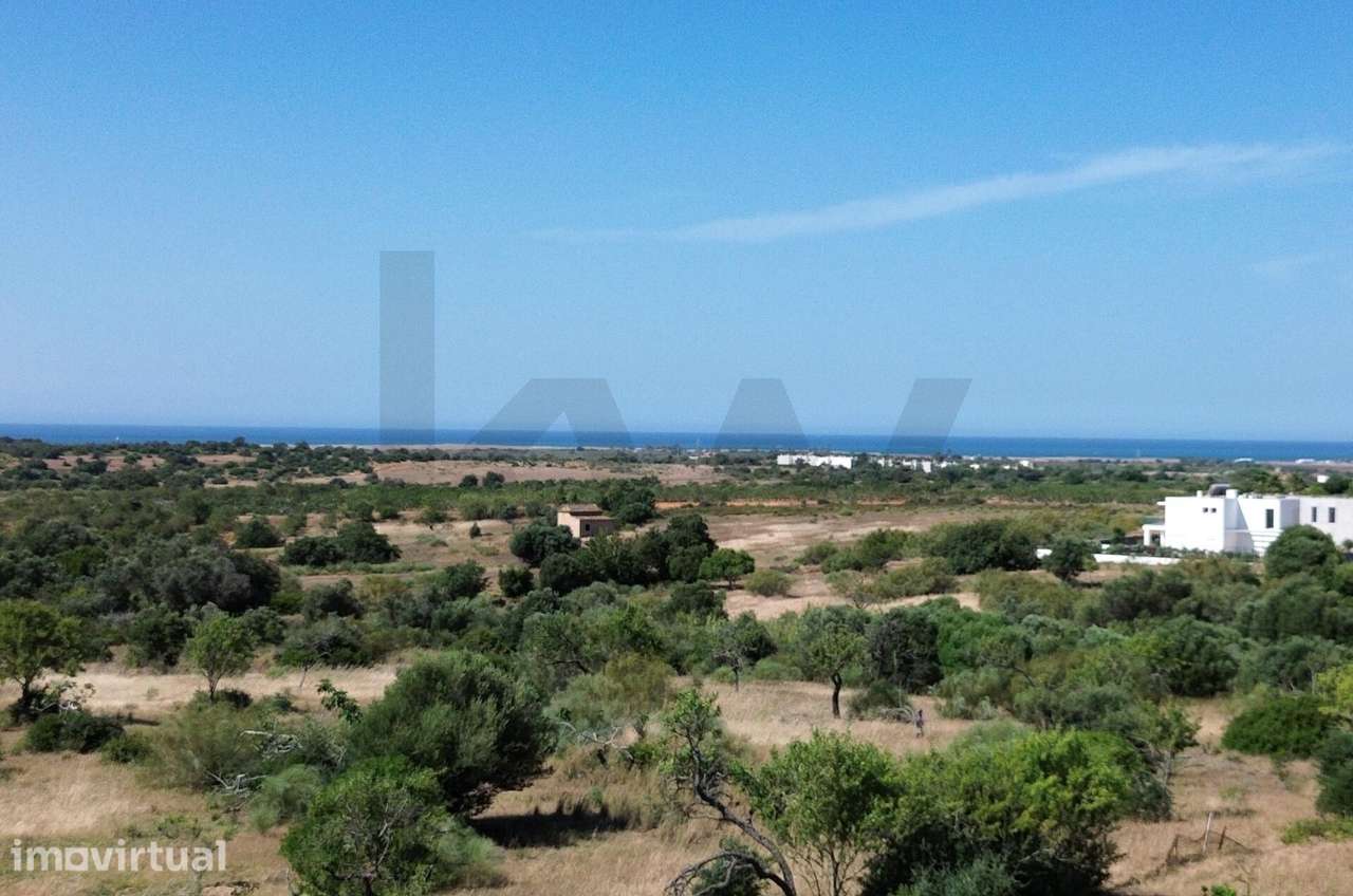 Terreno urbano, vista mar, perto das praias, zona tranquila, Pêra,  Al - Grande imagem: 5/26