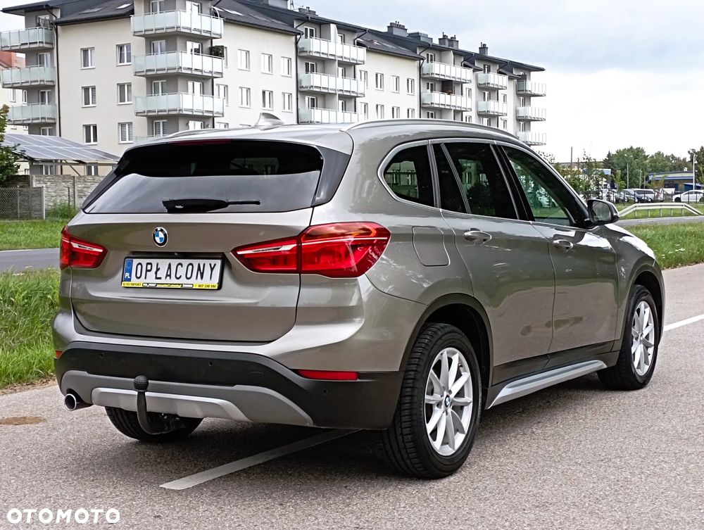 BMW X1 sDrive18d xLine - 14