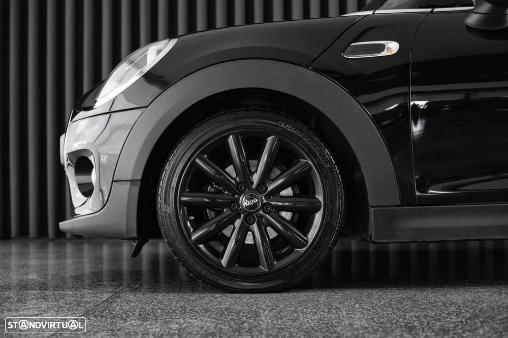 MINI 3 Portas One D - 8