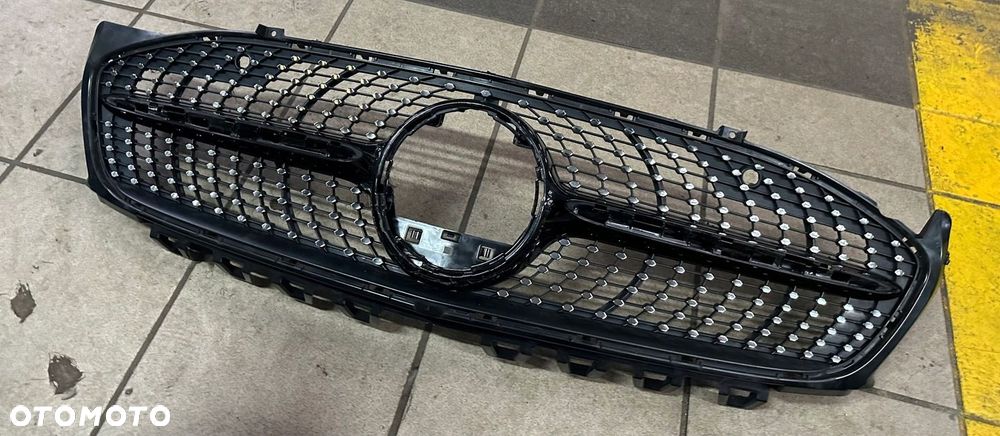 MERCEDES CLA W118 AMG GRILL ATRAPA KRATKA PRZÓD A1188880000 - 3