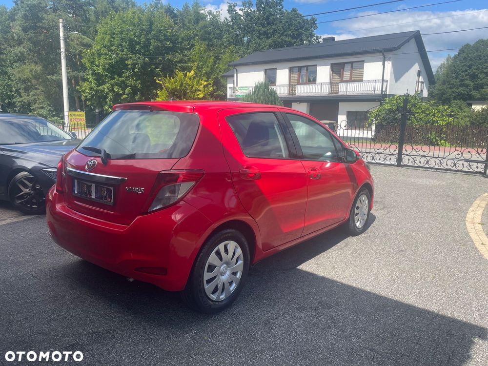 Toyota Yaris 1.0 Premium EU6 - 8