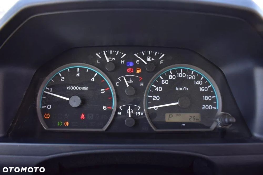 Toyota Land Cruiser - 26