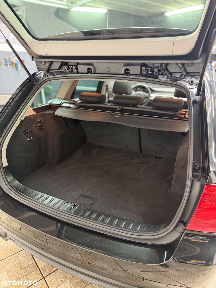 BMW Seria 3 320d - 22