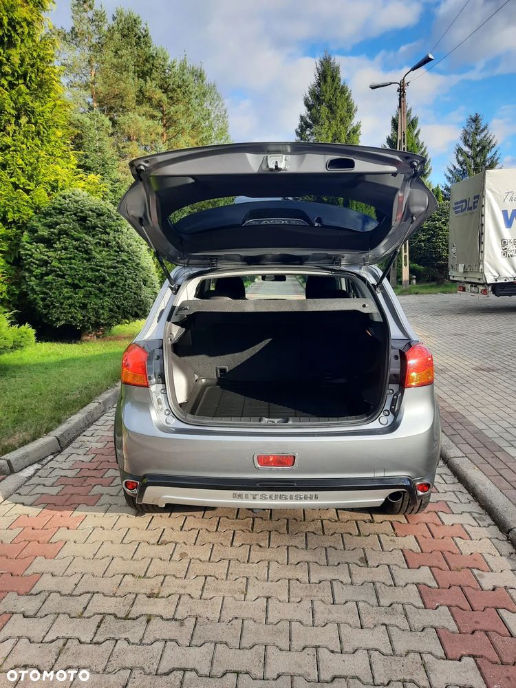 Mitsubishi ASX - 5