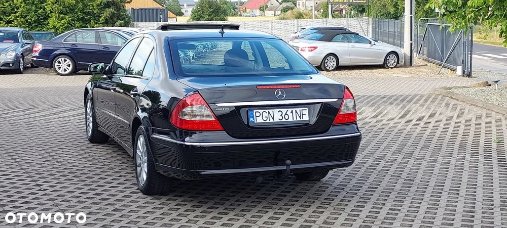 Mercedes-Benz Klasa E - 21
