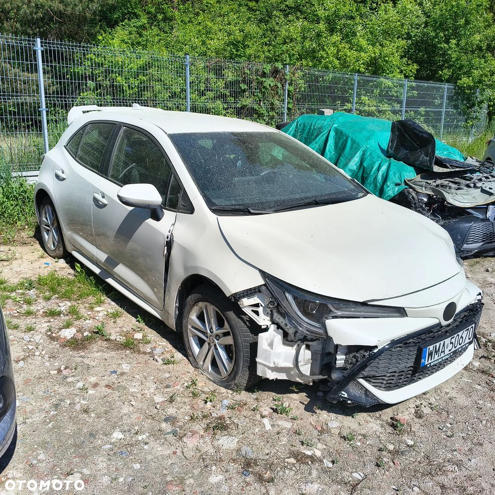 Toyota Corolla - 2