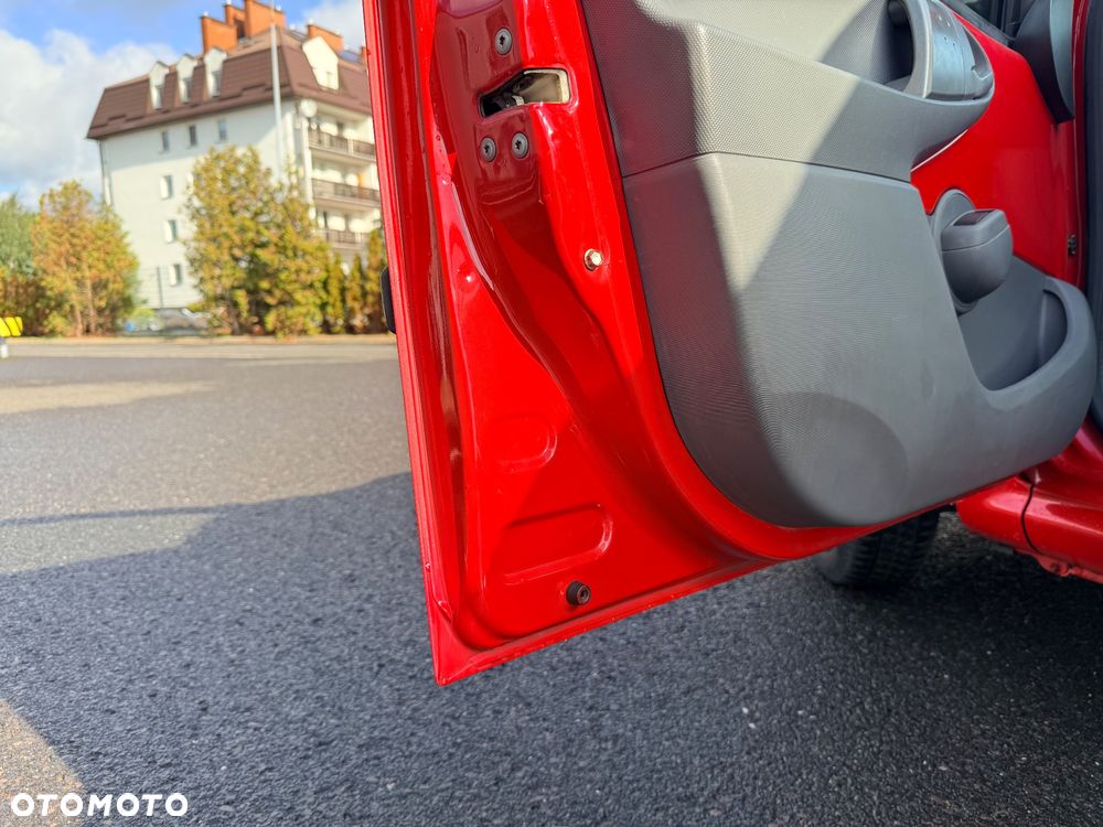Peugeot 107 1.0 Urban Move - 19