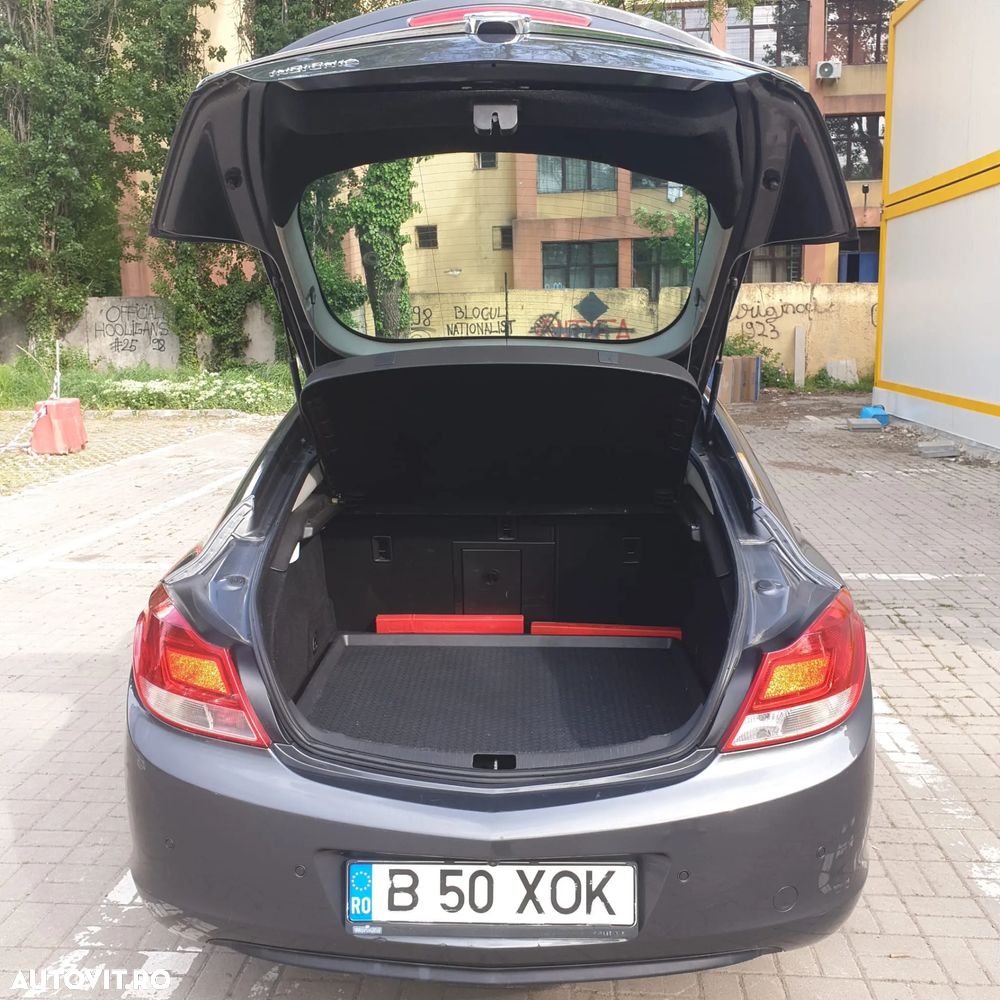 Opel Insignia 1.8 - 24