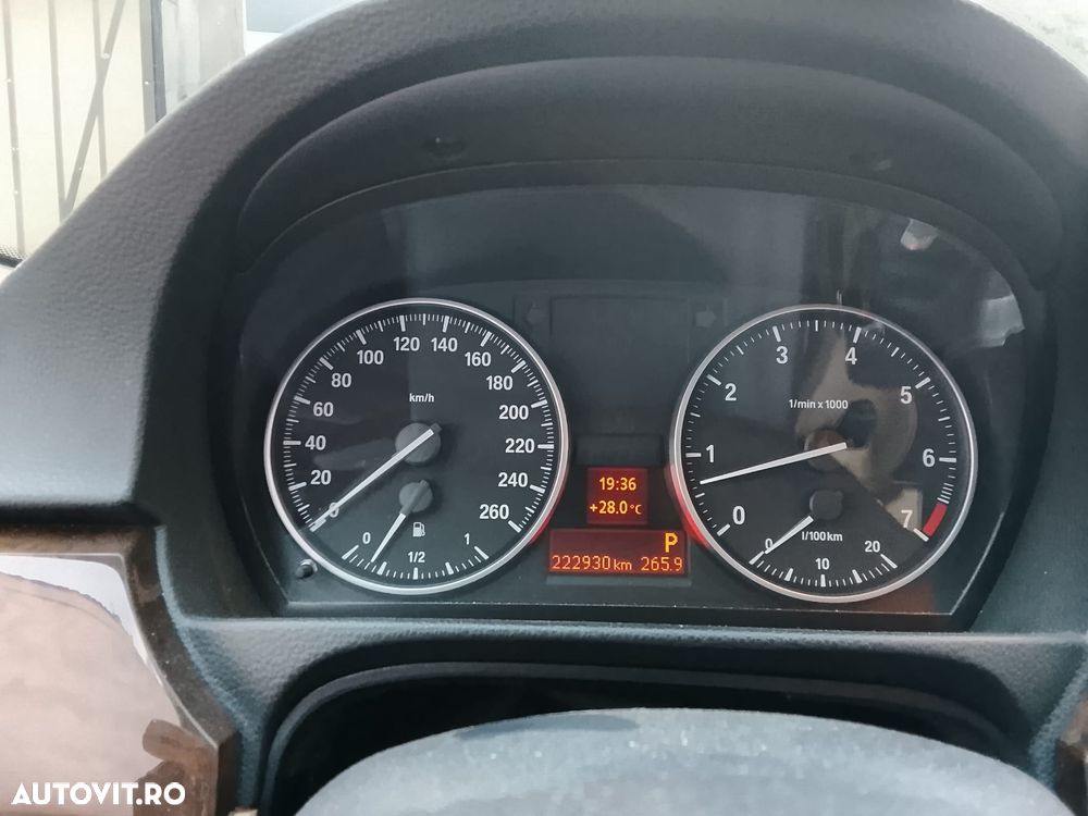 BMW Seria 3 - 8