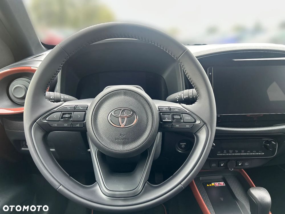 Toyota Aygo X Hybrid 1.5 Style e-CVT - 20
