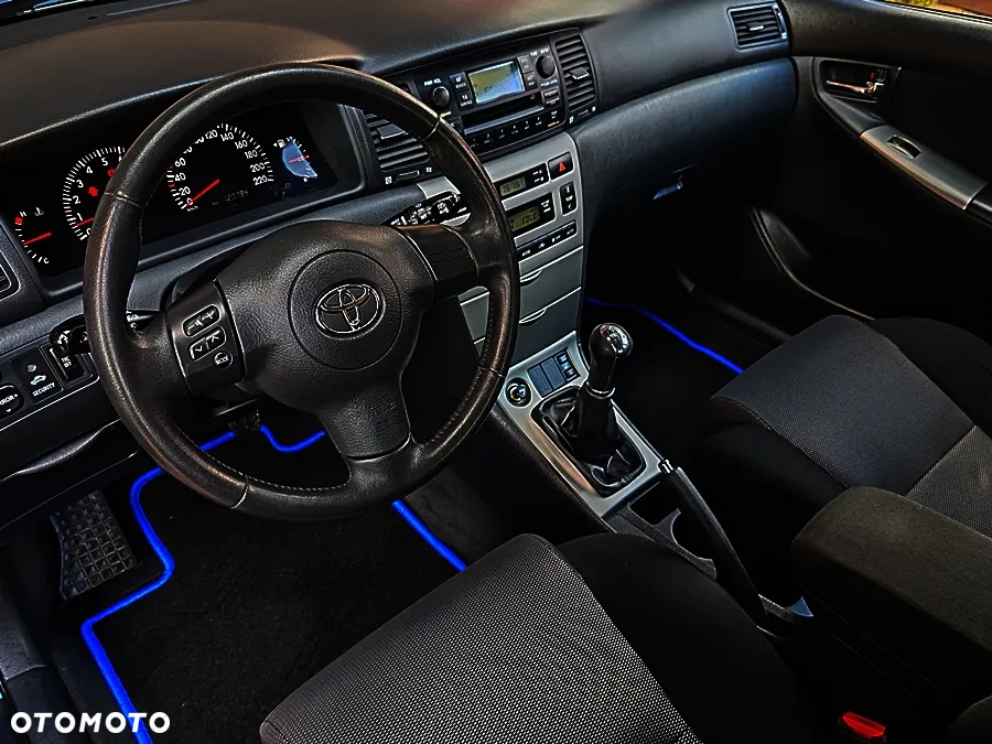 Toyota Corolla 1.4 VVT-i Edition - 18